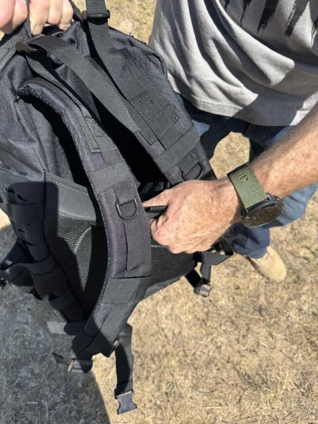 Cross Armory Tactical HIGHCAP Backpack with MOLLE - black with red9