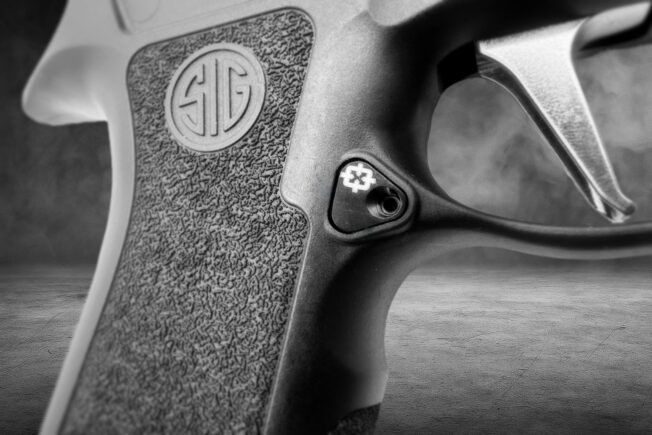 SIG MAG CATCHBY CROSS ARMORY SMOKE SHOW LIFESTYLE